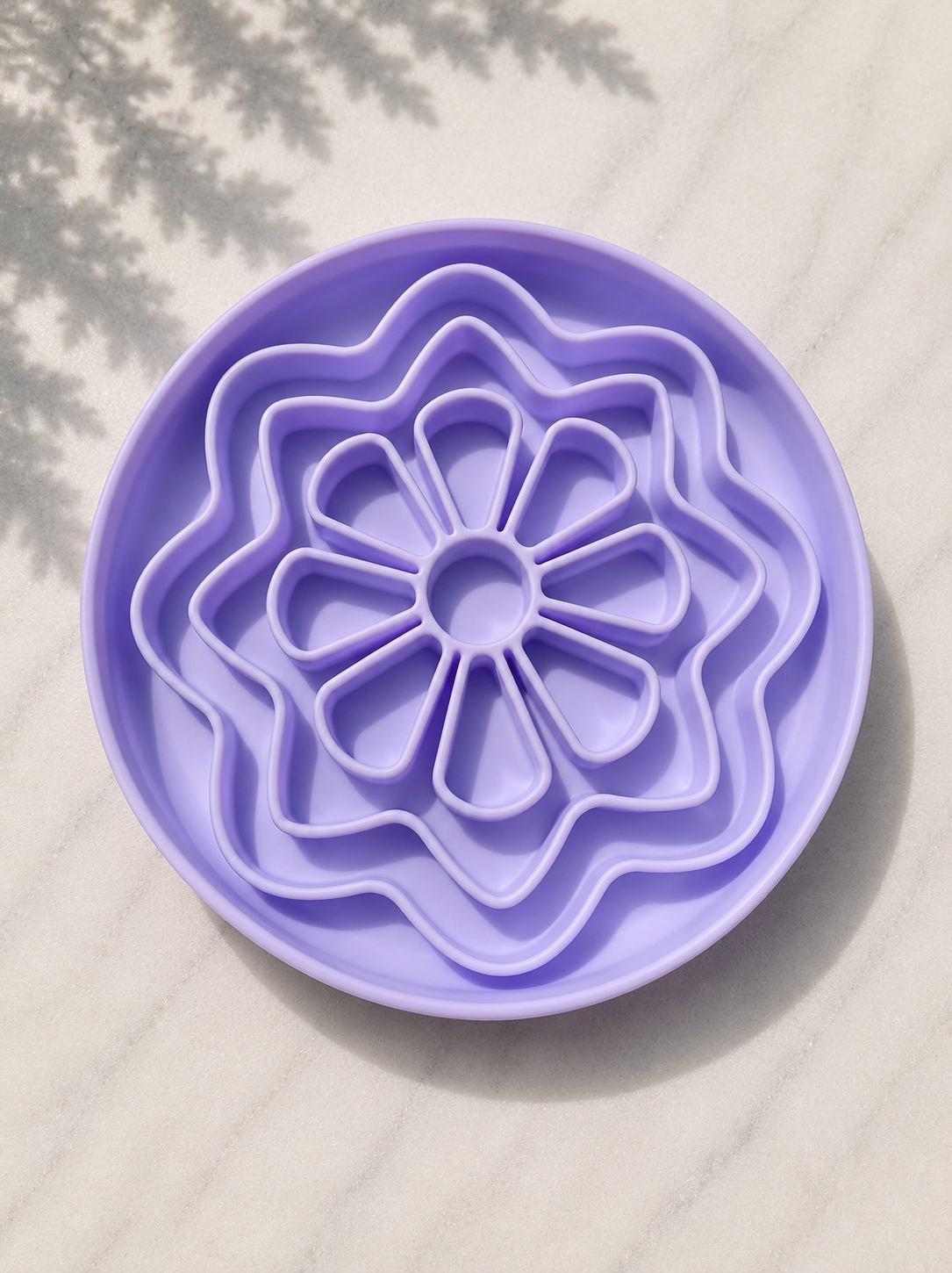 Bloom Petals Suction Enrichment Feeder for Dogs | Slow Feeder & Lick Mat | 21cm Diameter
