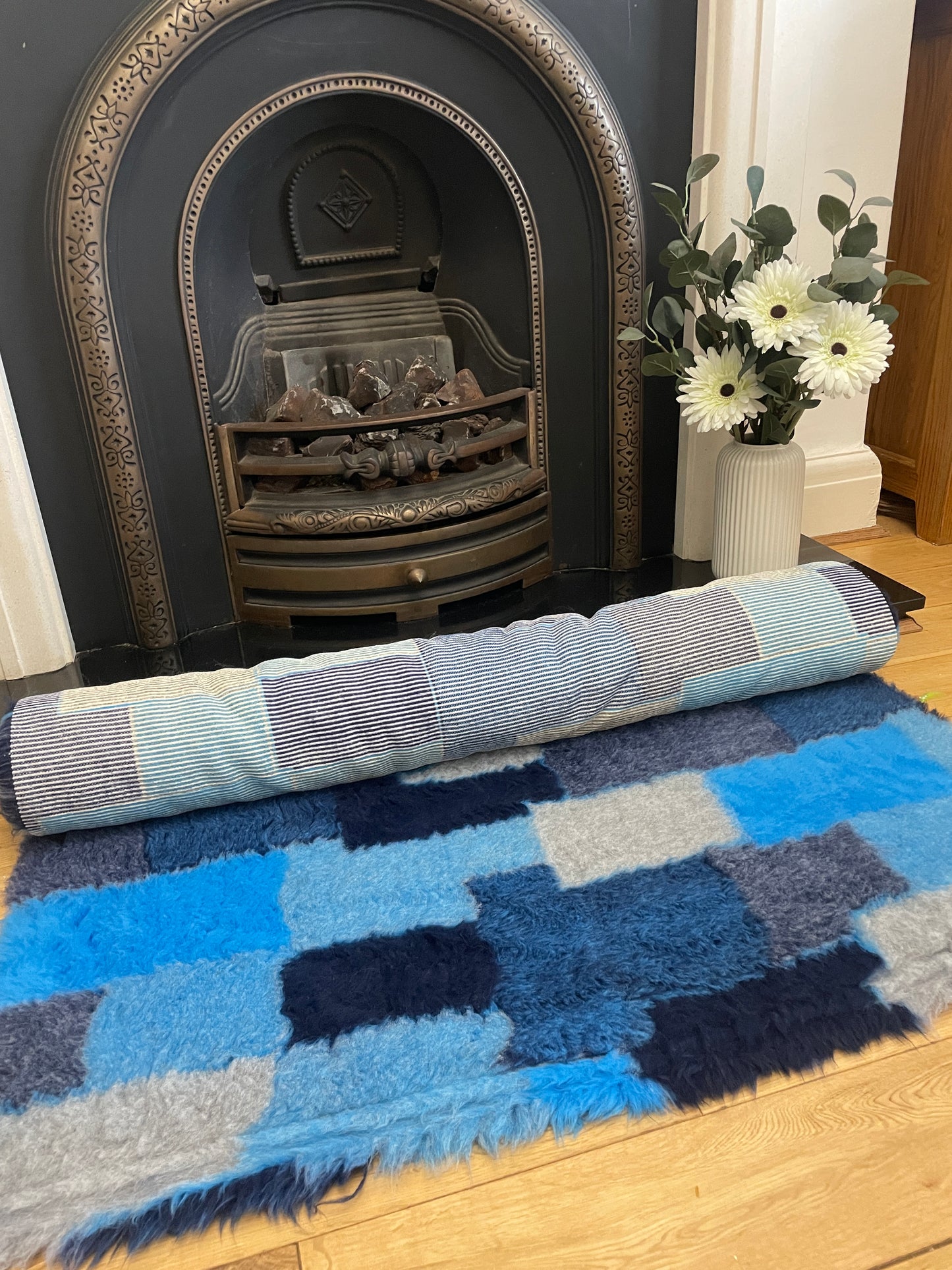 Blue Tiled Premium Non Slip Vet Bedding