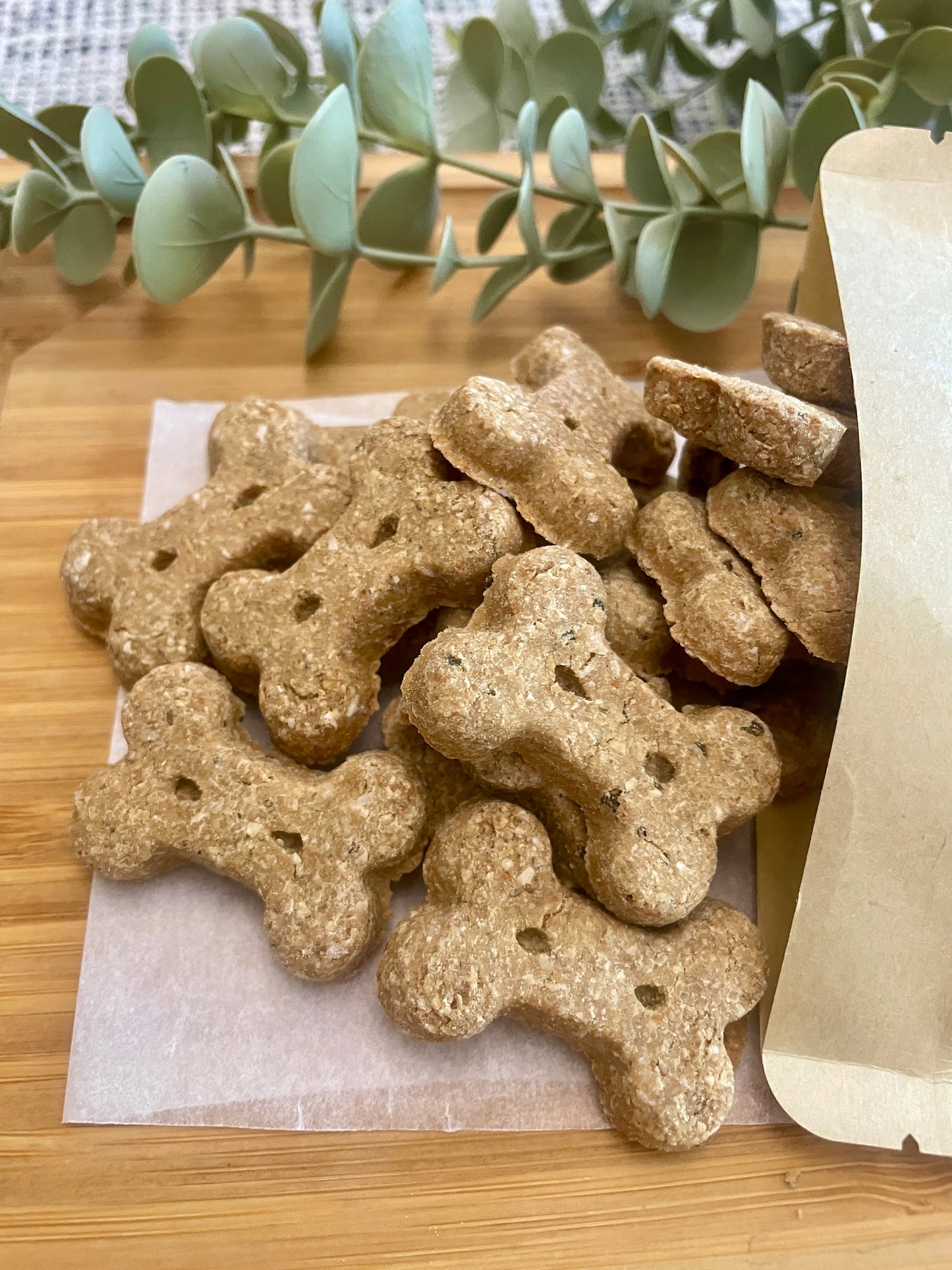 Salmon & Seaweed Biscuit Bones (Wheat Free)