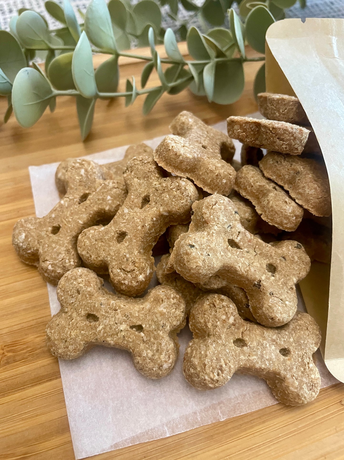 Salmon & Seaweed Biscuit Bones (Wheat Free)