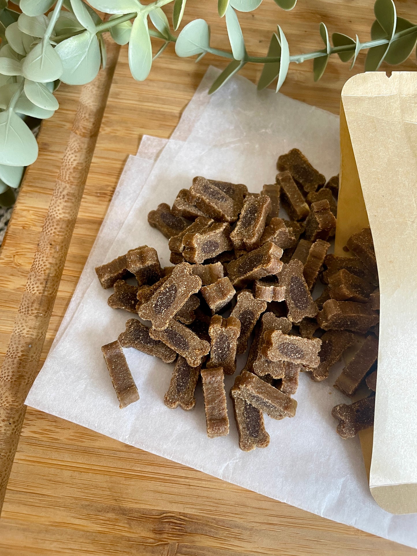 Soft Mixed Game Mini Bones for Dogs – Chewy Training Treats for Puppies & Small Dogs 100g