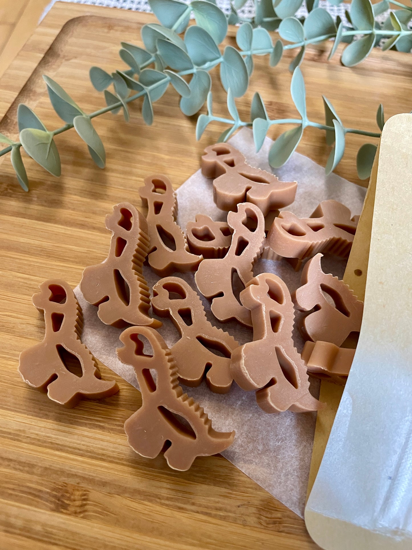 Chicken & Peanut Butter Dinosaurs