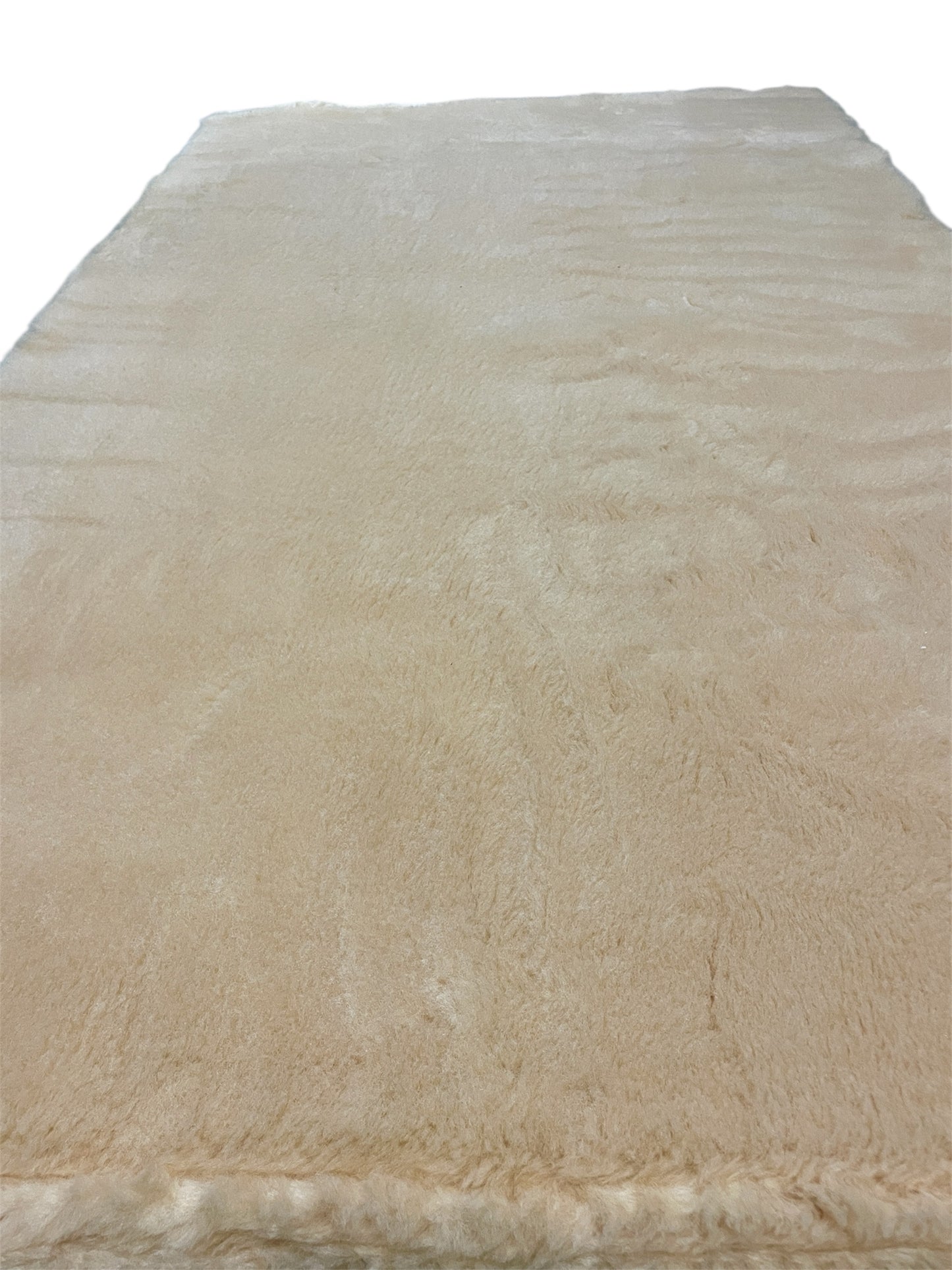 Traditional Cream Premium Vet Bedding