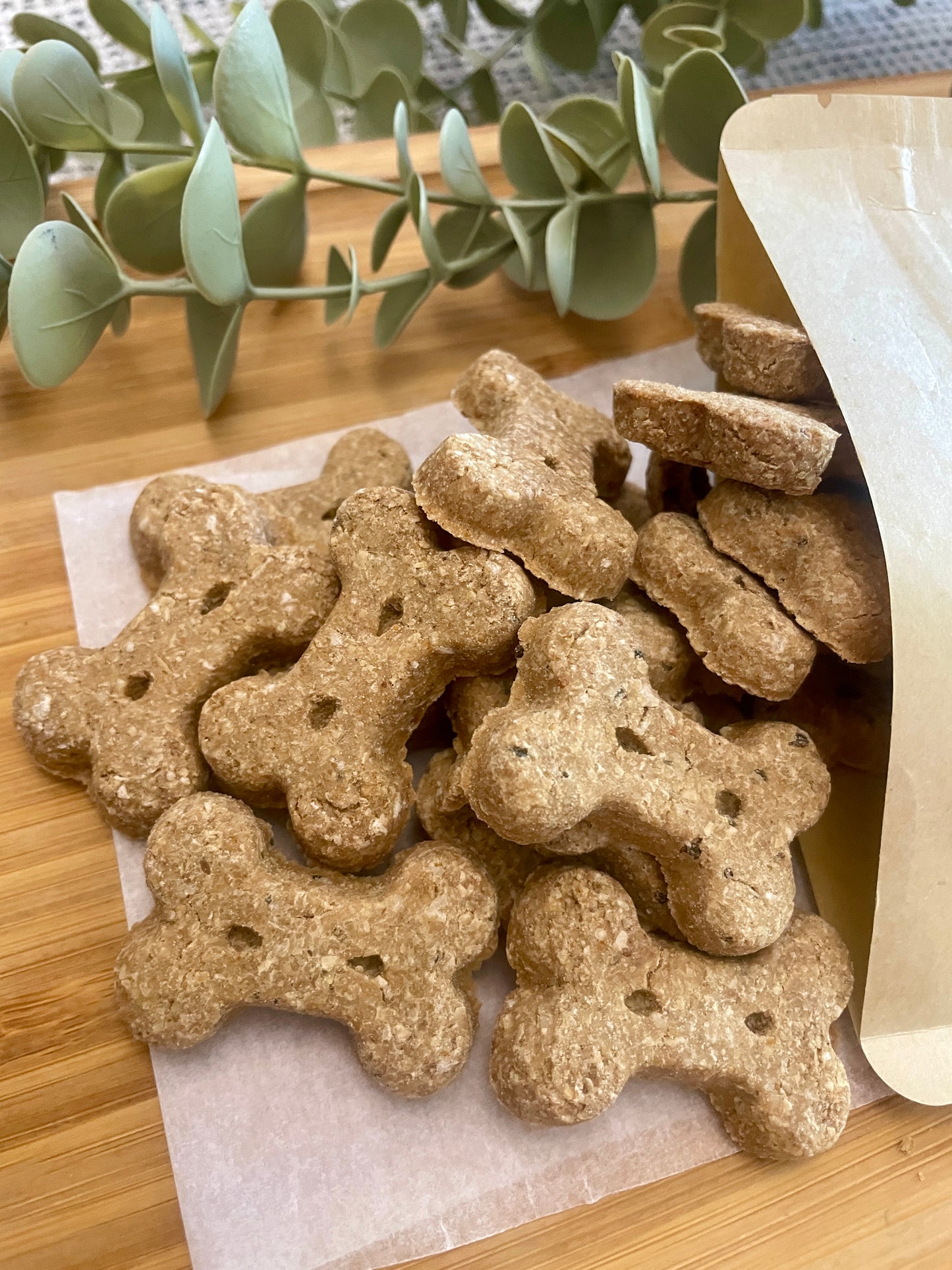 Salmon & Seaweed Biscuit Bones (Wheat Free)