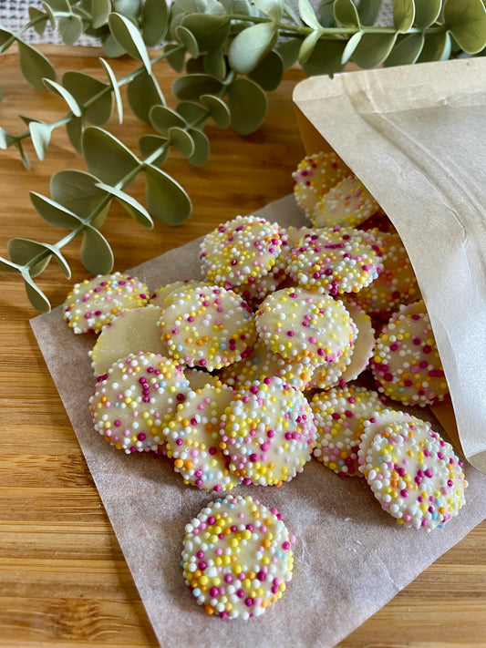 Mini Milky Sprinkle Coins for Dogs – Crunchy Milky Dog Treats with Colourful Sprinkles 200g