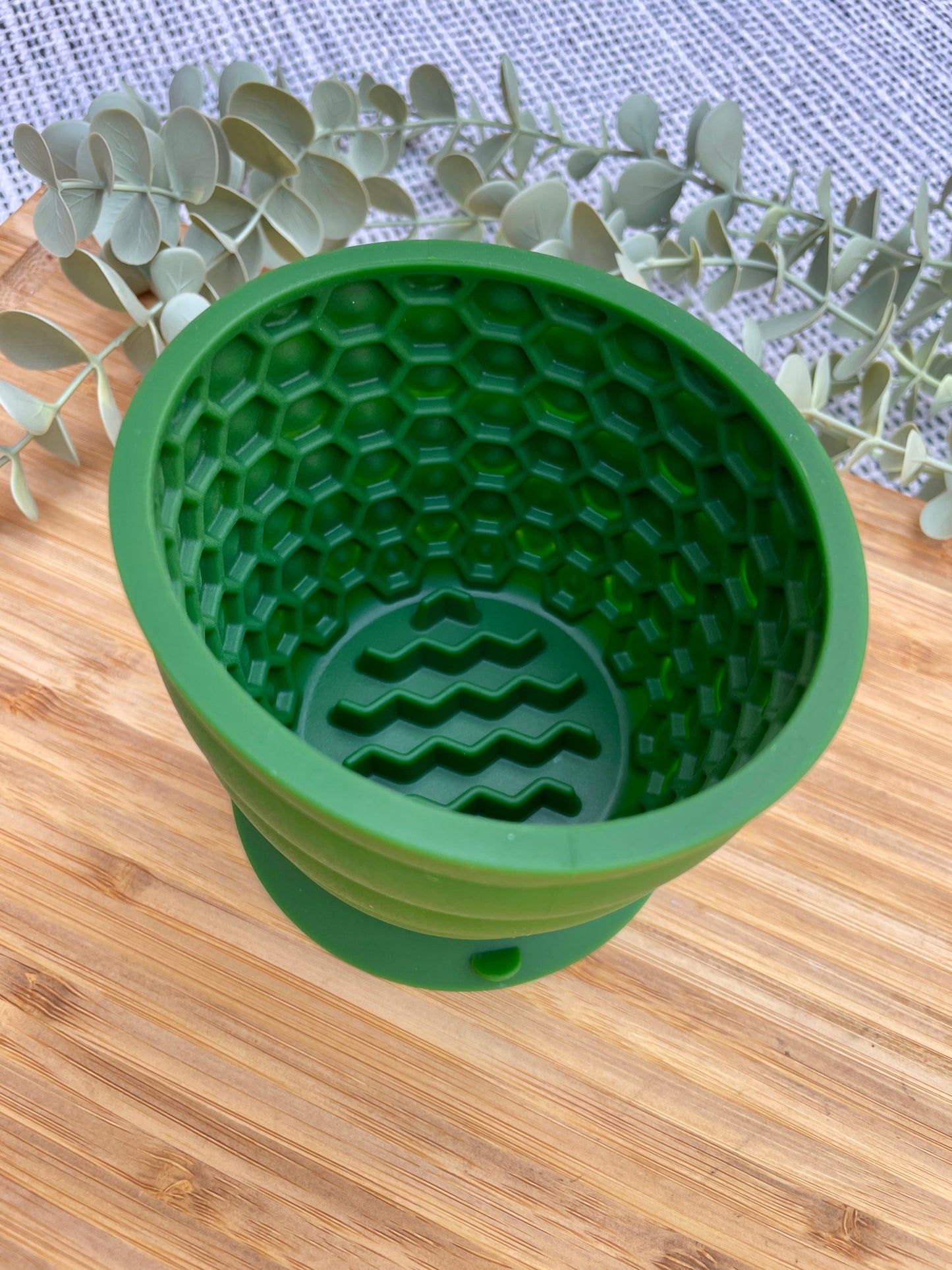 Honeycomb Hideaway Enrichment Cup