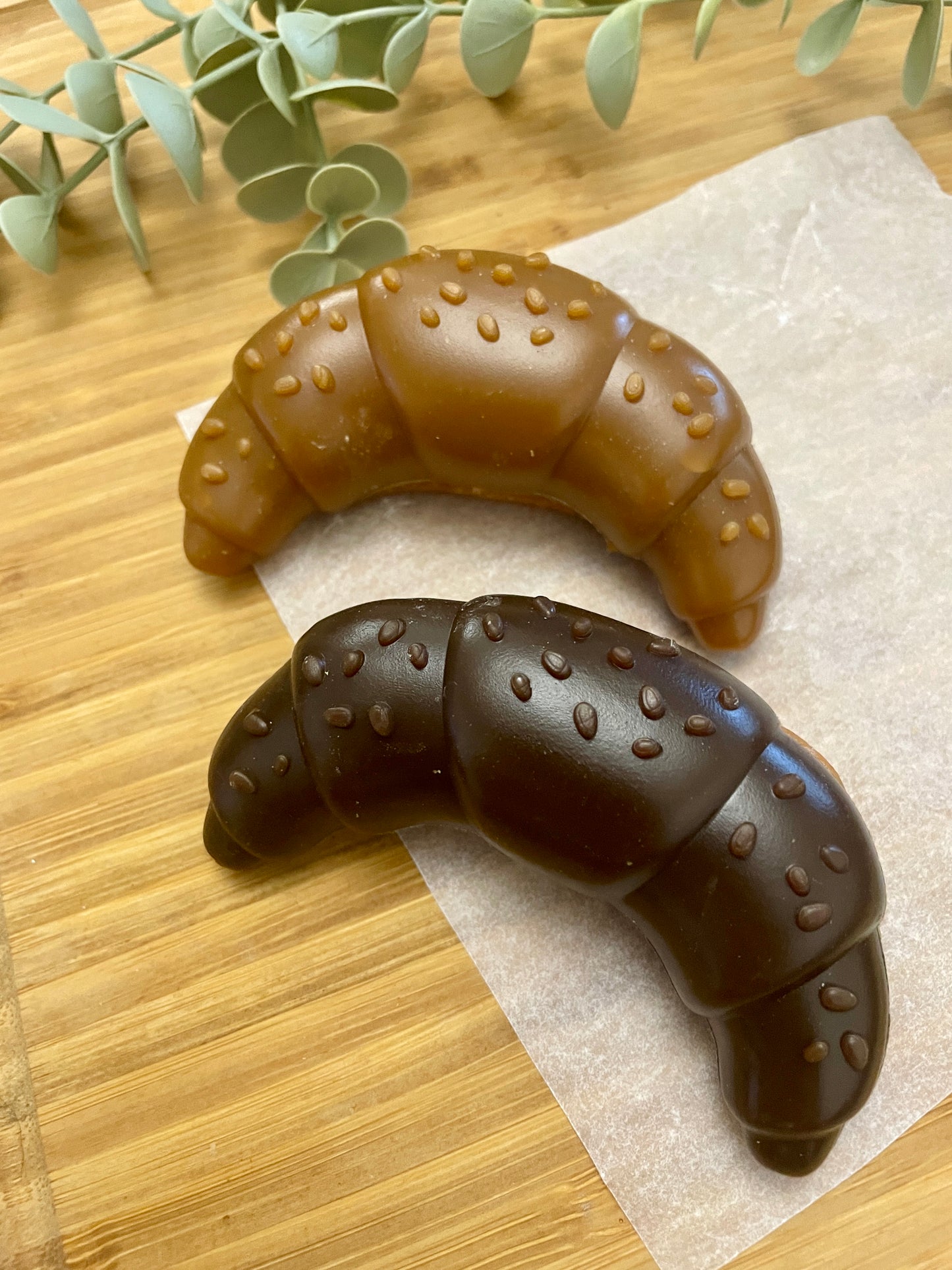 Deli Croissants Chicken & Carob “Chocolate Flavour”