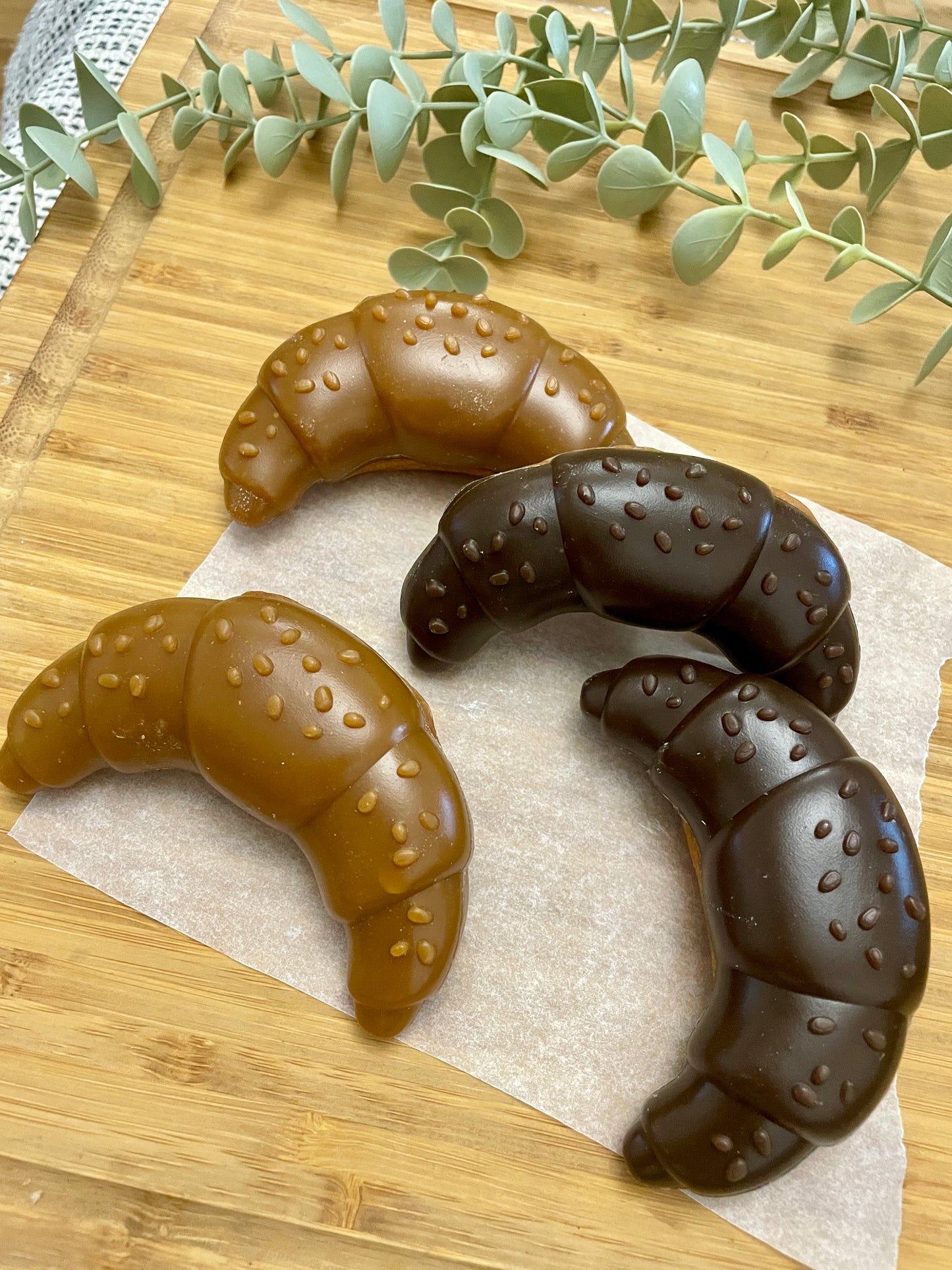 Deli Croissants Chicken & Carob “Chocolate Flavour”