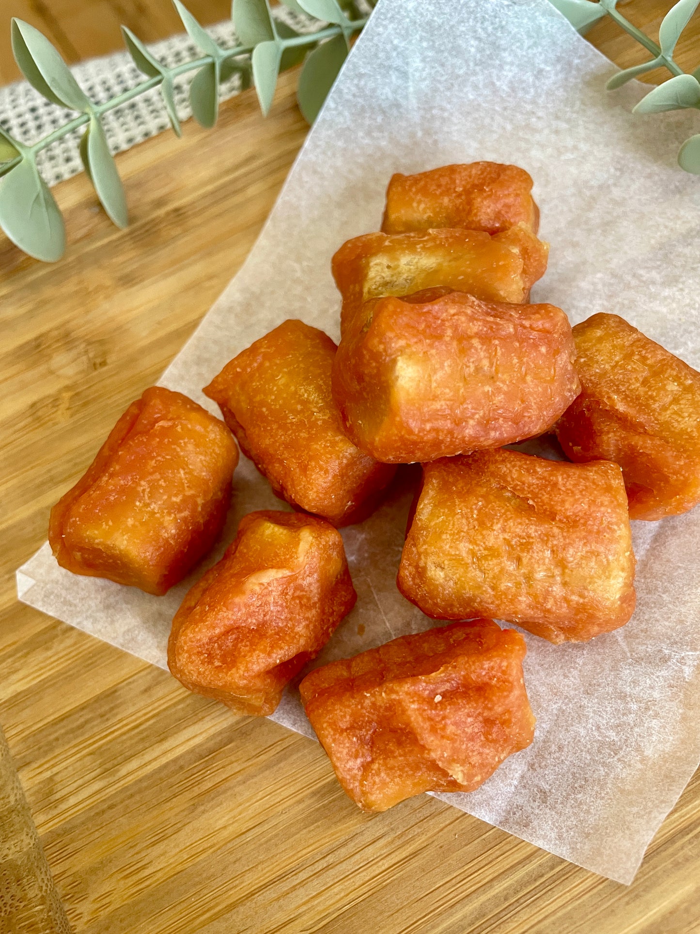 🐔🧀 Chicken & Cheese Crunch Puffs for Dogs – High Protein Crunchy Dog Treats