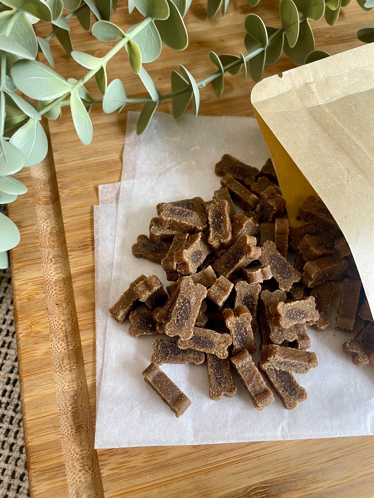 Soft Mixed Game Mini Bones for Dogs – Chewy Training Treats for Puppies & Small Dogs 100g