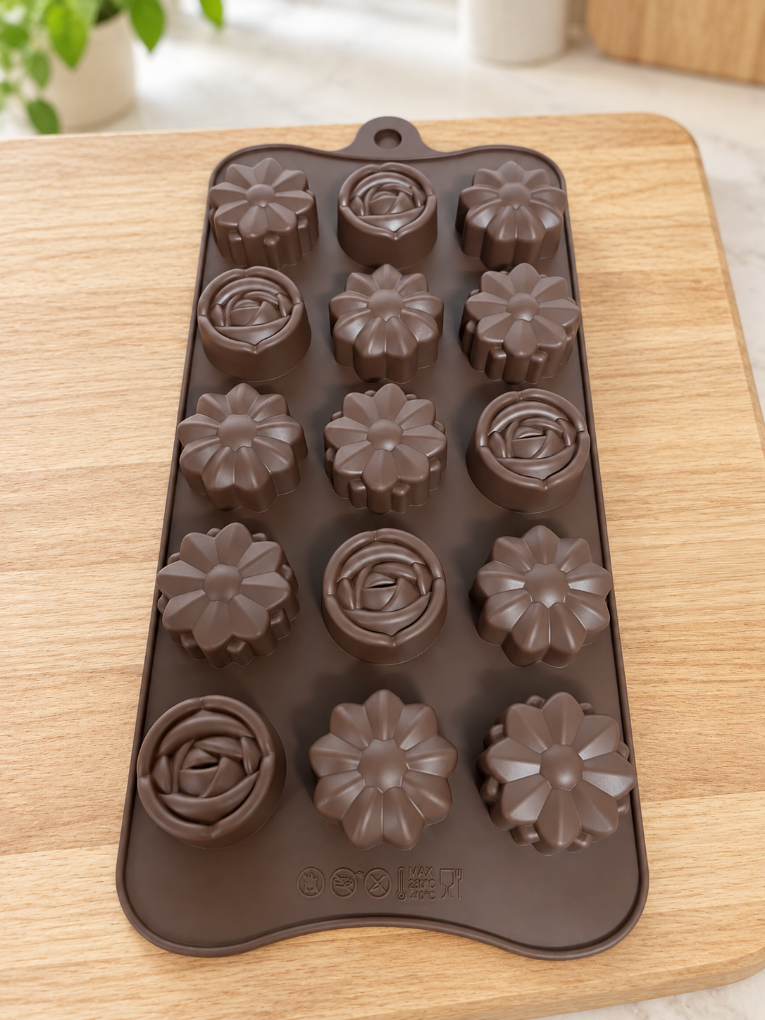Flowers & Roses Silicone Dog Treat Mould