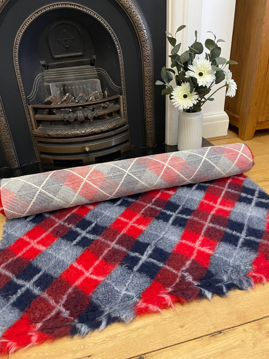 Red Tartan Checked Premium Non Slip Vet Bedding