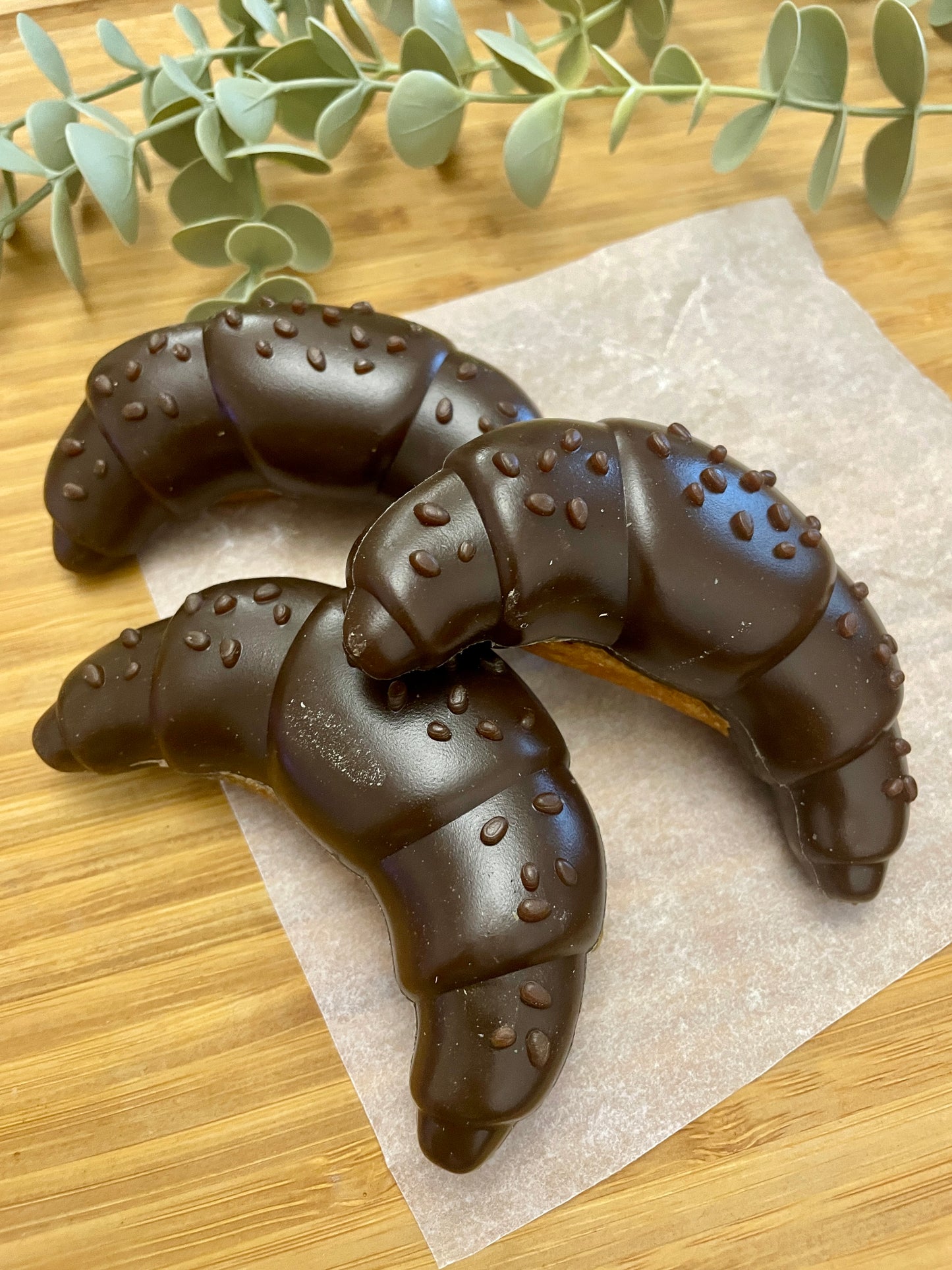 Deli Croissants Chicken & Carob “Chocolate Flavour”