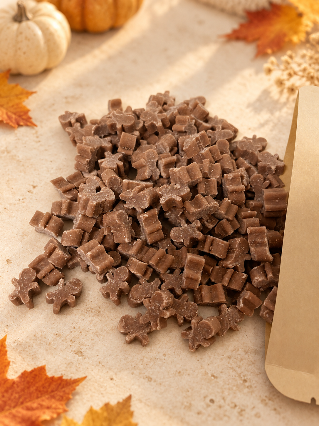 Mini Gingerbread Men Dog Treats – 100g