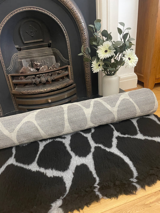 Grey Giraffe Print Premium Non Slip Vet Bedding